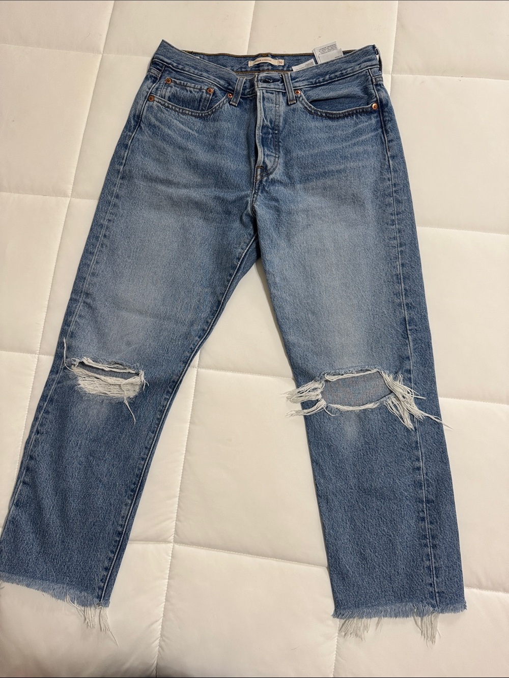 Light Wash Distressed Wedgie Straight Leg Jeans